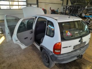 bontott OPEL CORSA B Tank