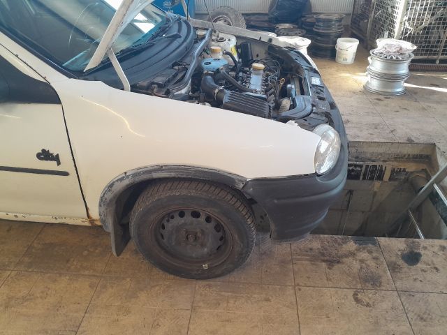 bontott OPEL CORSA B Tank