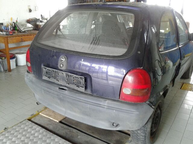 bontott OPEL CORSA B Tank