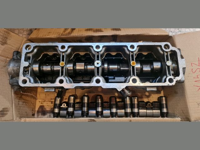 bontott OPEL CORSA B Vezérműtengely Házzal