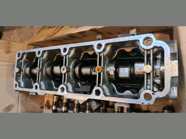 bontott OPEL CORSA B Vezérműtengely Házzal