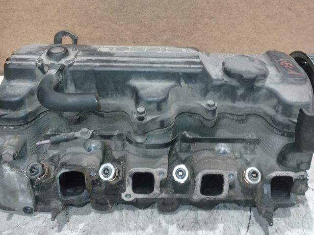 bontott OPEL CORSA B Olajbeöntő Sapka