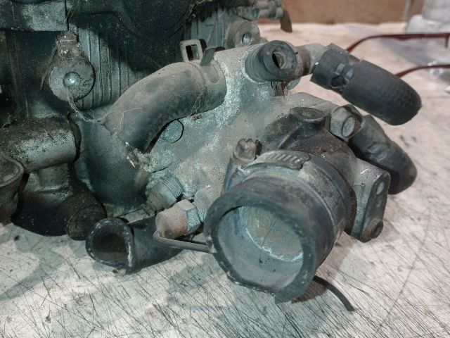 bontott OPEL CORSA B Termosztátház