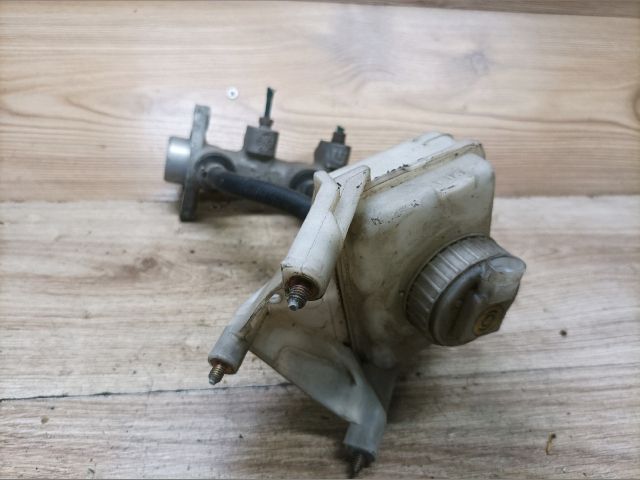 bontott OPEL CORSA B Főfékhenger