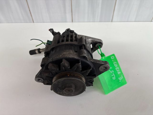 bontott OPEL CORSA B Generátor