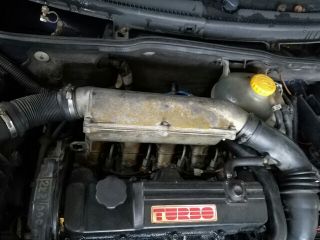 bontott OPEL CORSA B Jobb első Kerékagy