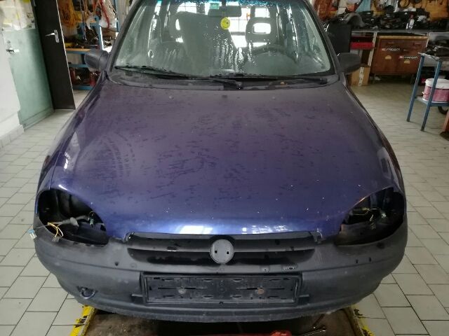 bontott OPEL CORSA B Tank