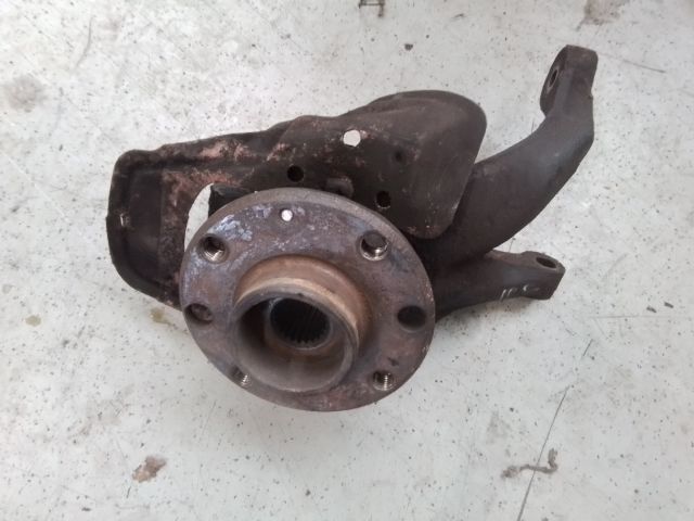 bontott OPEL CORSA B Jobb első Csonkállvány Kerékaggyal