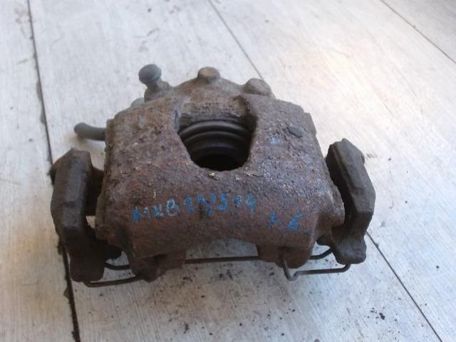 bontott OPEL CORSA B Jobb első Féknyereg Munkahengerrel