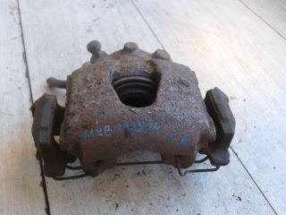 bontott OPEL CORSA B Jobb első Féknyereg Munkahengerrel