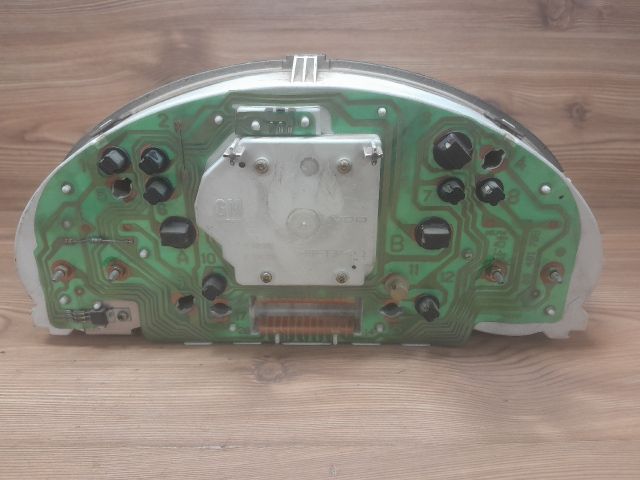 bontott OPEL CORSA B Kilométeróra