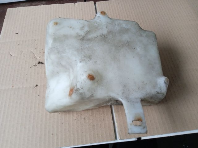 bontott OPEL CORSA B Ablakmosó Tartály