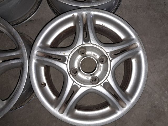 bontott OPEL CORSA B Alufelni Szett