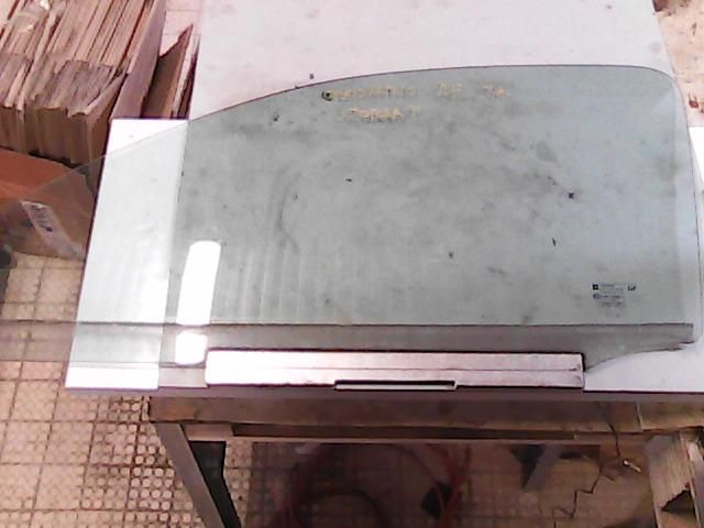 bontott OPEL CORSA B Bal első Ablak