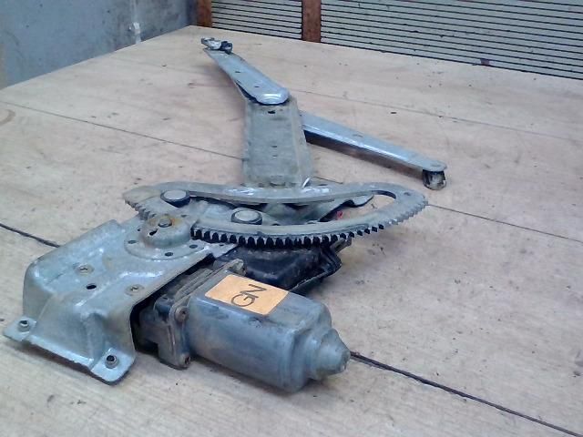 bontott OPEL CORSA B Bal első Ablakemelő Szerkezet (Elektromos)