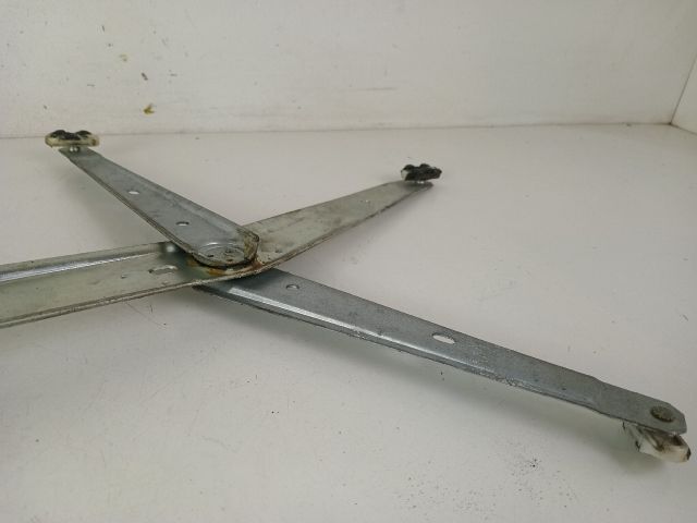 bontott OPEL CORSA B Bal első Ablakemelő Szerkezet (Mechanikus)