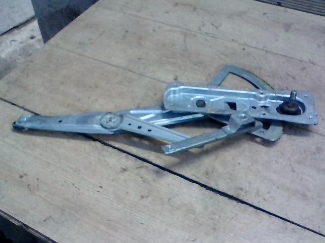 bontott OPEL CORSA B Bal első Ablakemelő Szerkezet (Mechanikus)