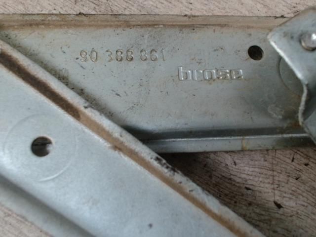 bontott OPEL CORSA B Bal első Ablakemelő Szerkezet (Mechanikus)