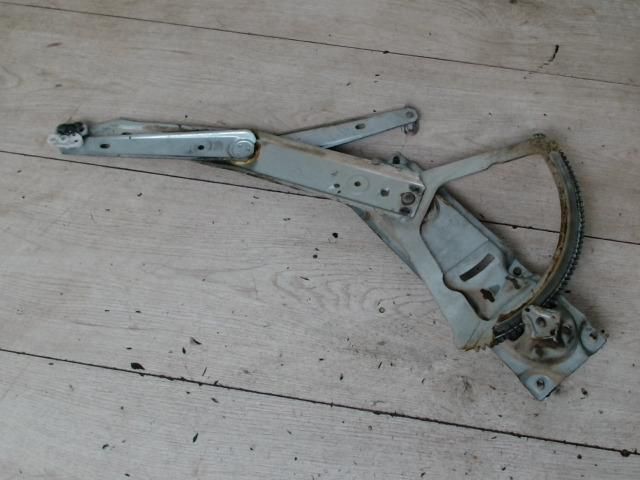bontott OPEL CORSA B Bal első Ablakemelő Szerkezet (Mechanikus)