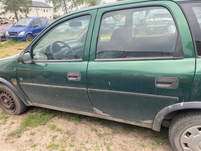 bontott OPEL CORSA B Bal első Ajtó Kárpit