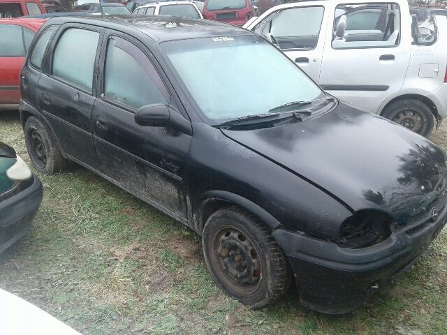 bontott OPEL CORSA B Bal első Ajtó (Részeivel)