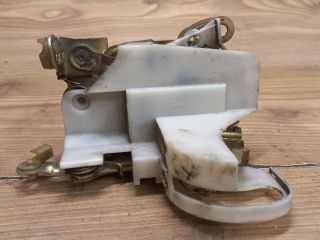 bontott OPEL CORSA B Bal első Ajtózár