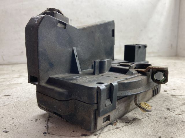 bontott OPEL CORSA B Bal első Ajtózár