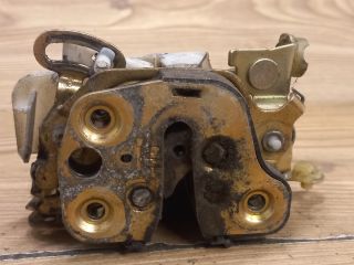 bontott OPEL CORSA B Bal első Ajtózár