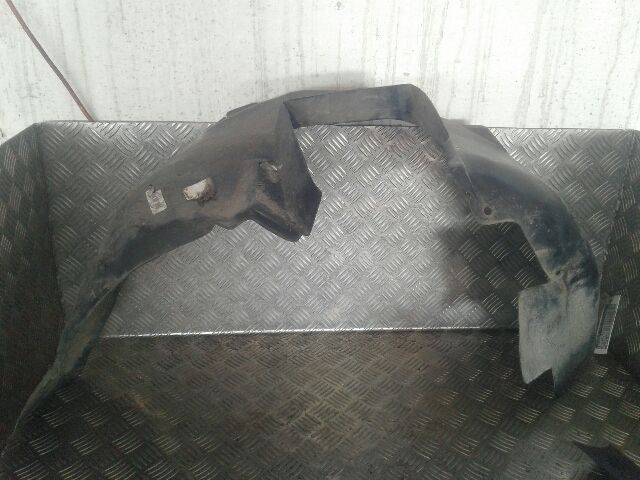 bontott OPEL CORSA B Bal első Dobbetét (Kerékjárati, Műanyag)