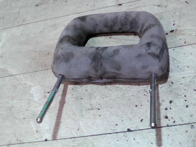 bontott OPEL CORSA B Bal első Fejtámla