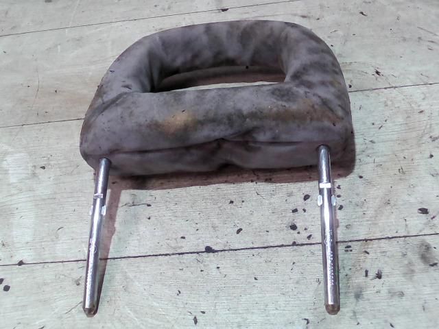 bontott OPEL CORSA B Bal első Fejtámla