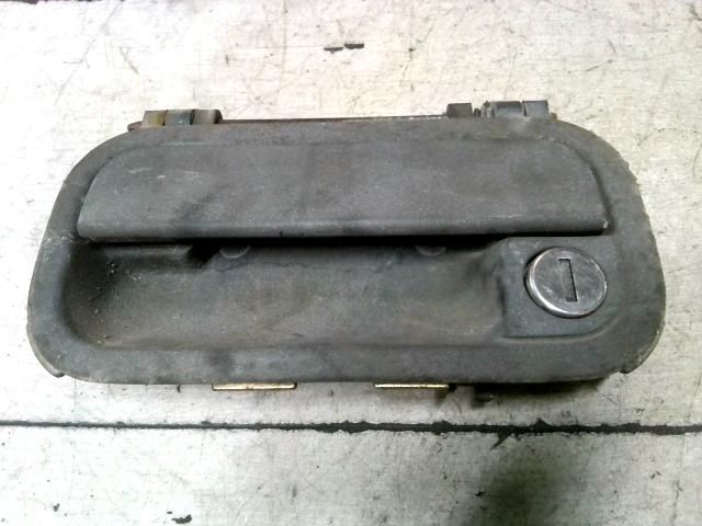 bontott OPEL CORSA B Bal első Külső Kilincs