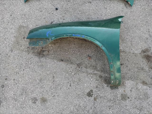 bontott OPEL CORSA B Bal első Sárvédő