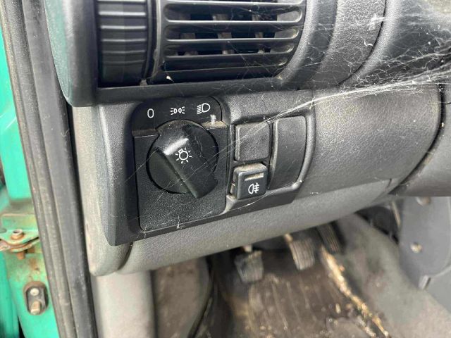 bontott OPEL CORSA B Bal első Vízlehúzó Gumicsík