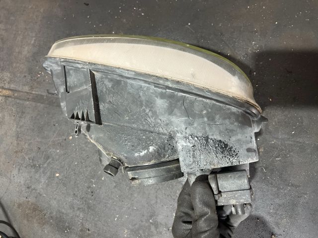 bontott OPEL CORSA B Bal Fényszóró