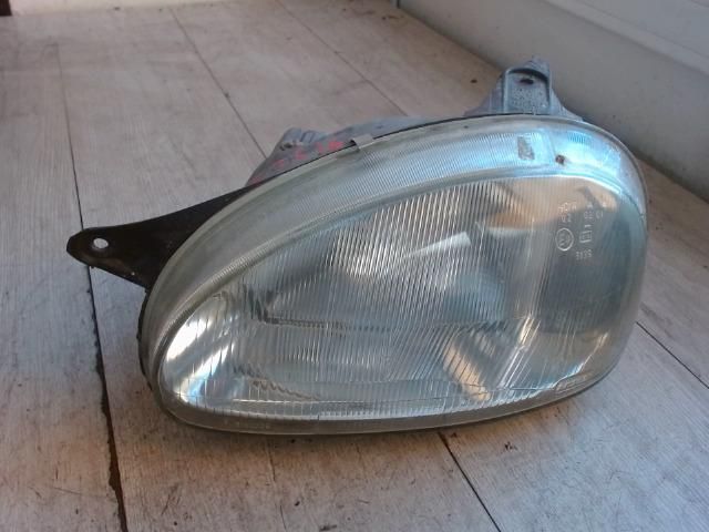 bontott OPEL CORSA B Bal Fényszóró