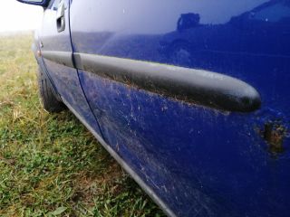 bontott OPEL CORSA B Bal hátsó Ajtó Díszléc