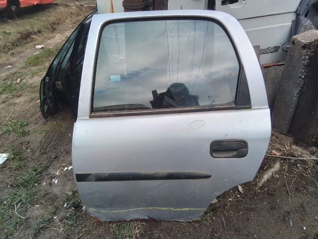 bontott OPEL CORSA B Bal hátsó Ajtó (Üres lemez)