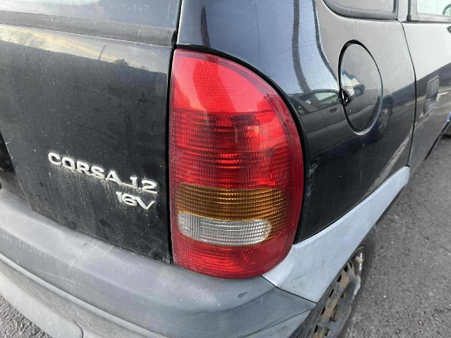 bontott OPEL CORSA B Bal hátsó Ajtó (Üres lemez)