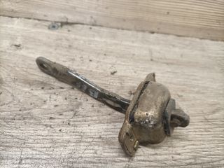 bontott OPEL CORSA B Bal hátsó Ajtóhatároló