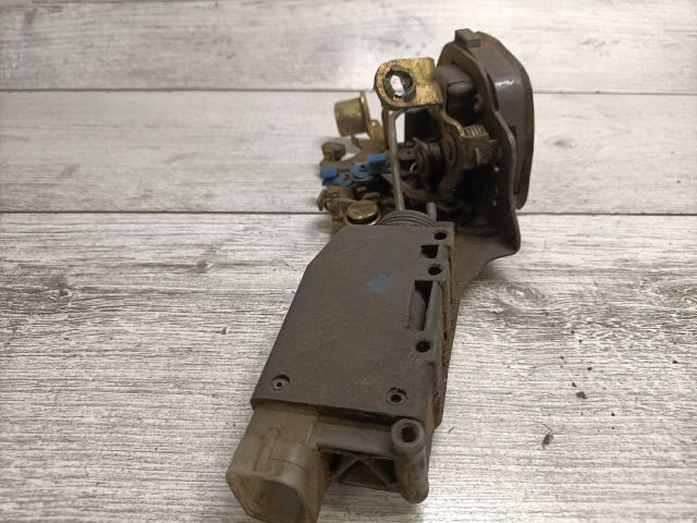 bontott OPEL CORSA B Bal hátsó Ajtózár