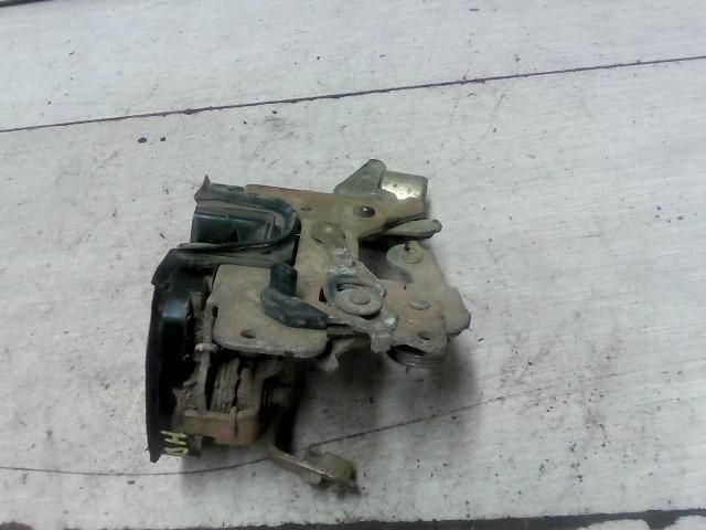 bontott OPEL CORSA B Bal hátsó Ajtózár