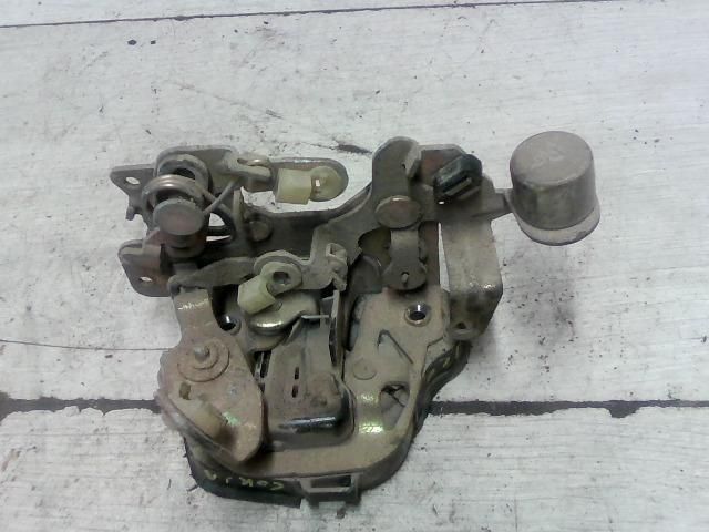 bontott OPEL CORSA B Bal hátsó Ajtózár