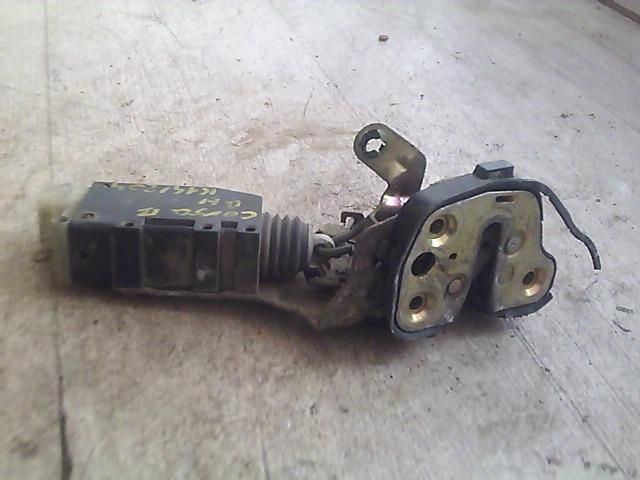 bontott OPEL CORSA B Bal hátsó Ajtózár