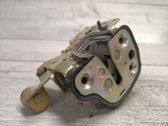 bontott OPEL CORSA B Bal hátsó Ajtózár