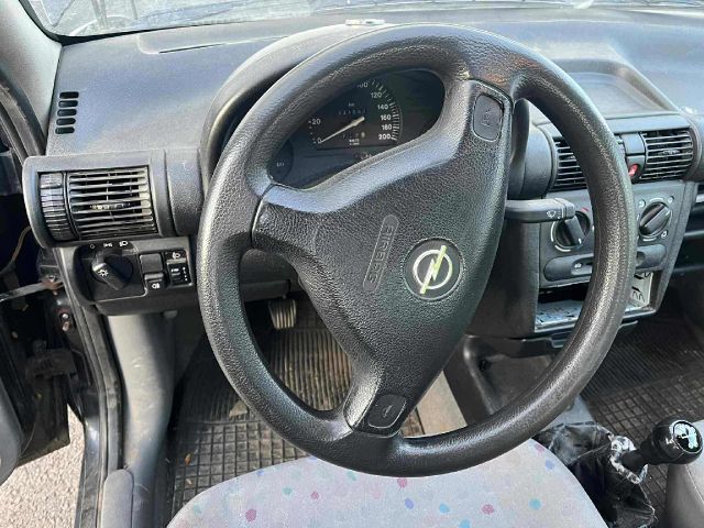 bontott OPEL CORSA B Bal hátsó Biztonsági Öv