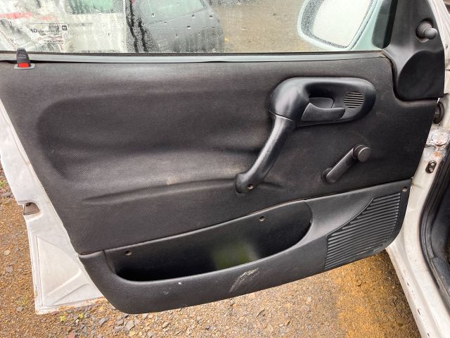 bontott OPEL CORSA B Bal hátsó Biztonsági Öv