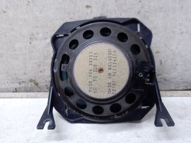 bontott OPEL CORSA B Bal hátsó Hangszóró