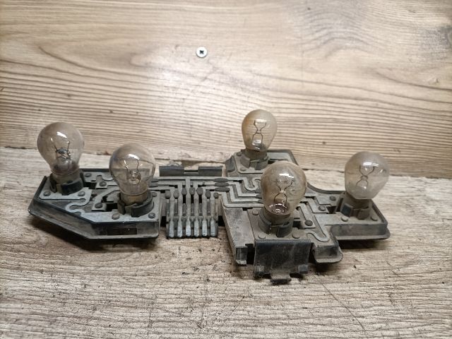 bontott OPEL CORSA B Bal Hátsó Lámpa Foglalat