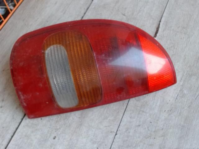 bontott OPEL CORSA B Bal Hátsó Lámpa